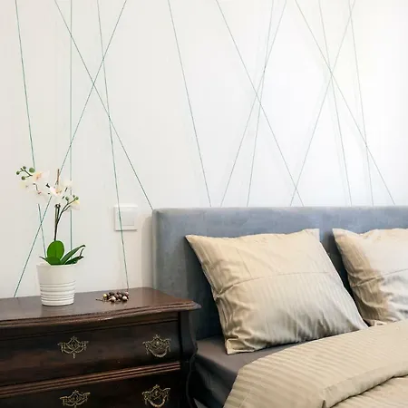 Apartment Heart Of Apt- Walking Distance Everywhere Warsaw