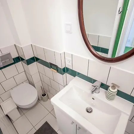 Apartment Heart Of Apt- Walking Distance Everywhere Warsaw