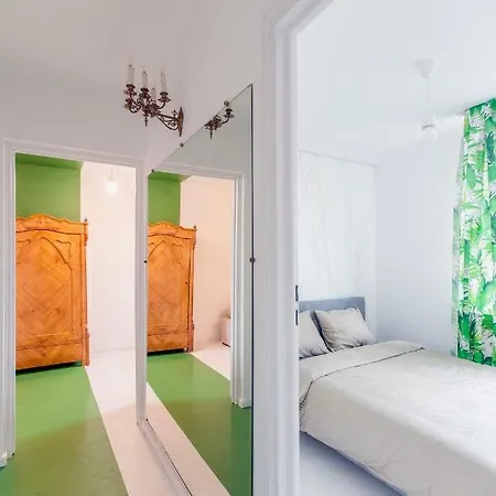 Heart Of Apt- Walking Distance Everywhere